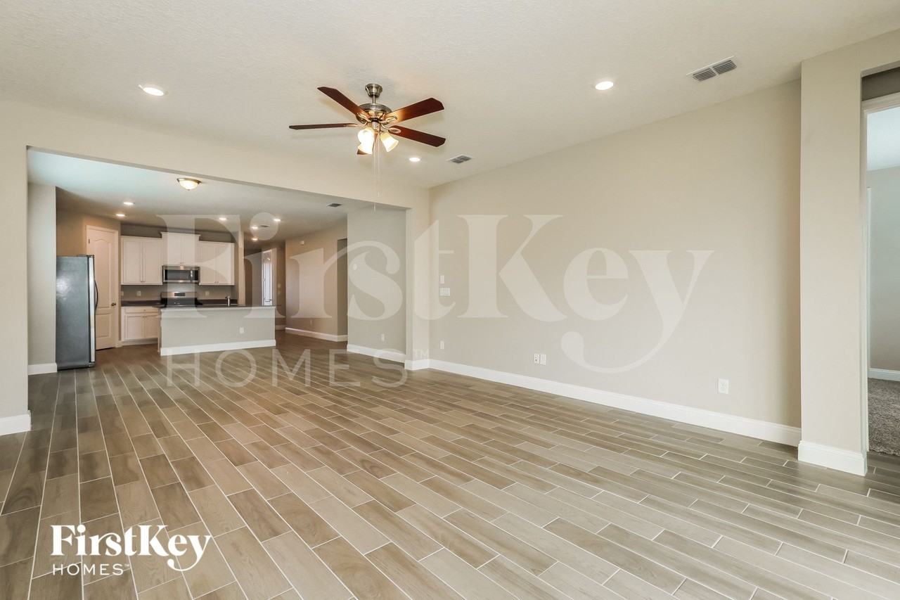 377 Broomsedge Cir - Photo 5 of 15