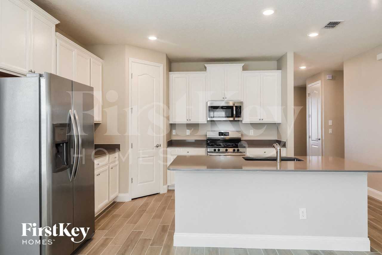 377 Broomsedge Cir - Photo 7 of 15