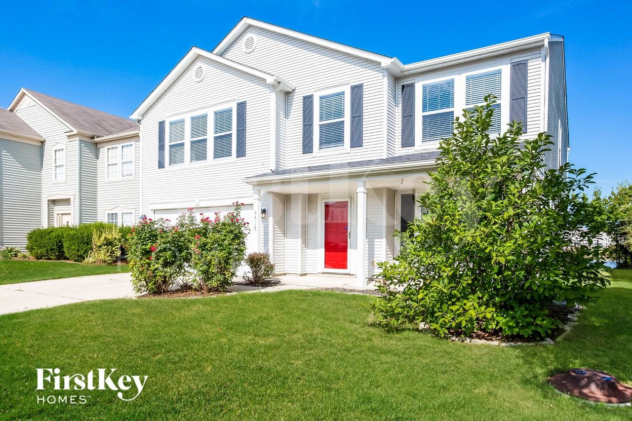 9518 W Midnight Dr - Photo 2 of 18