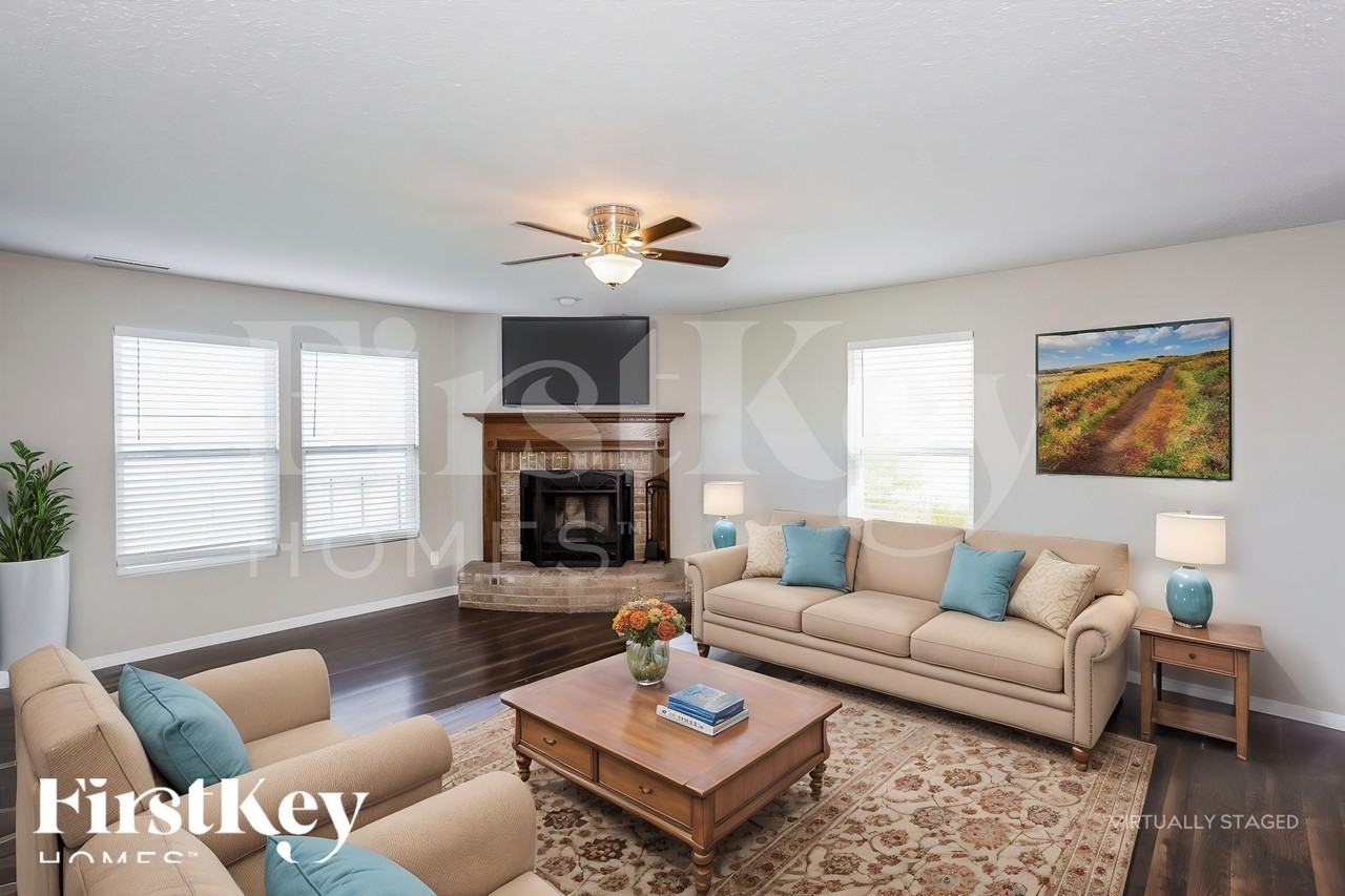 9518 W Midnight Dr - Photo 5 of 18