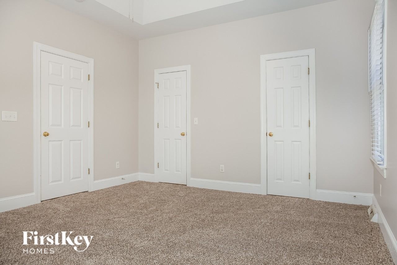 2818 Saintfield Pl - Photo 7 of 15