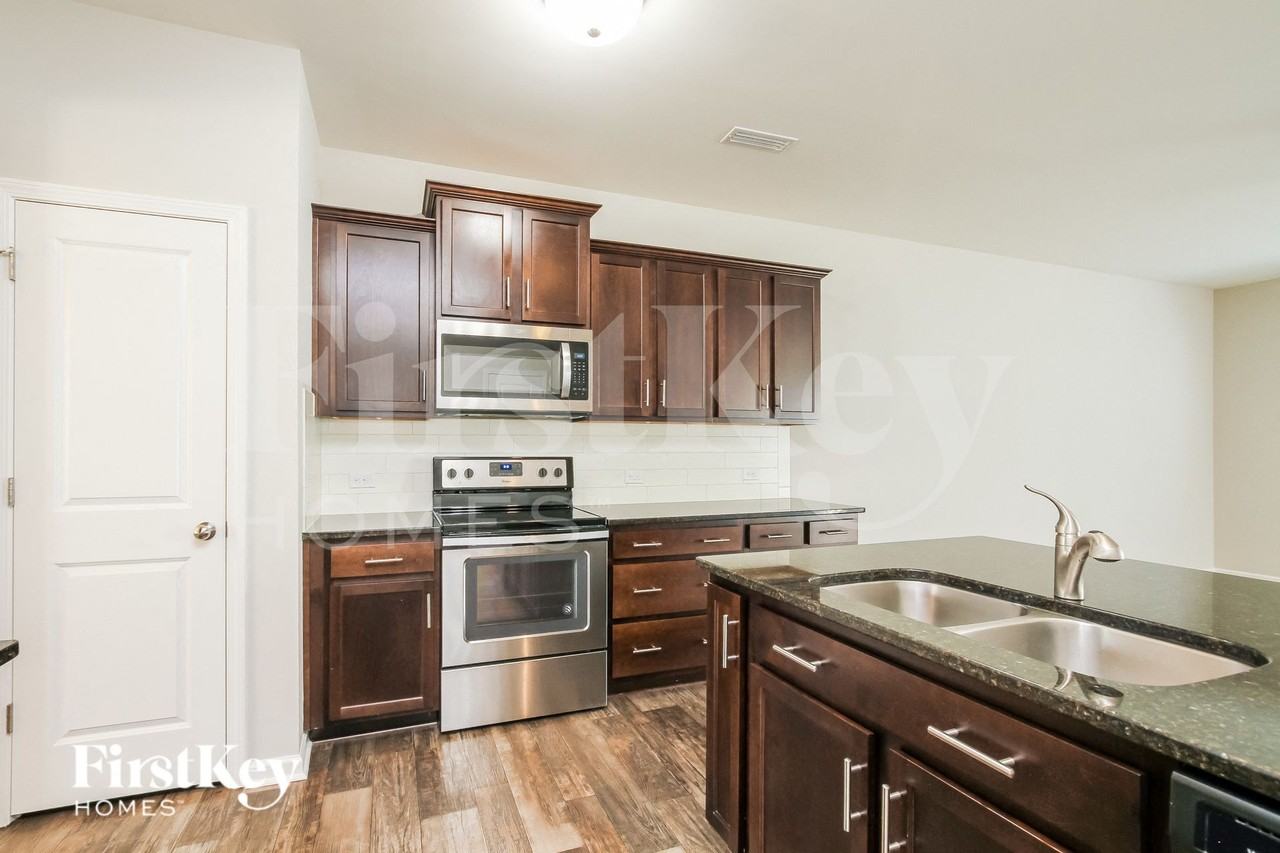 172 Fesperman Cir - Photo 6 of 15