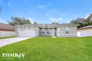 featured image of 445 Eagle Dr