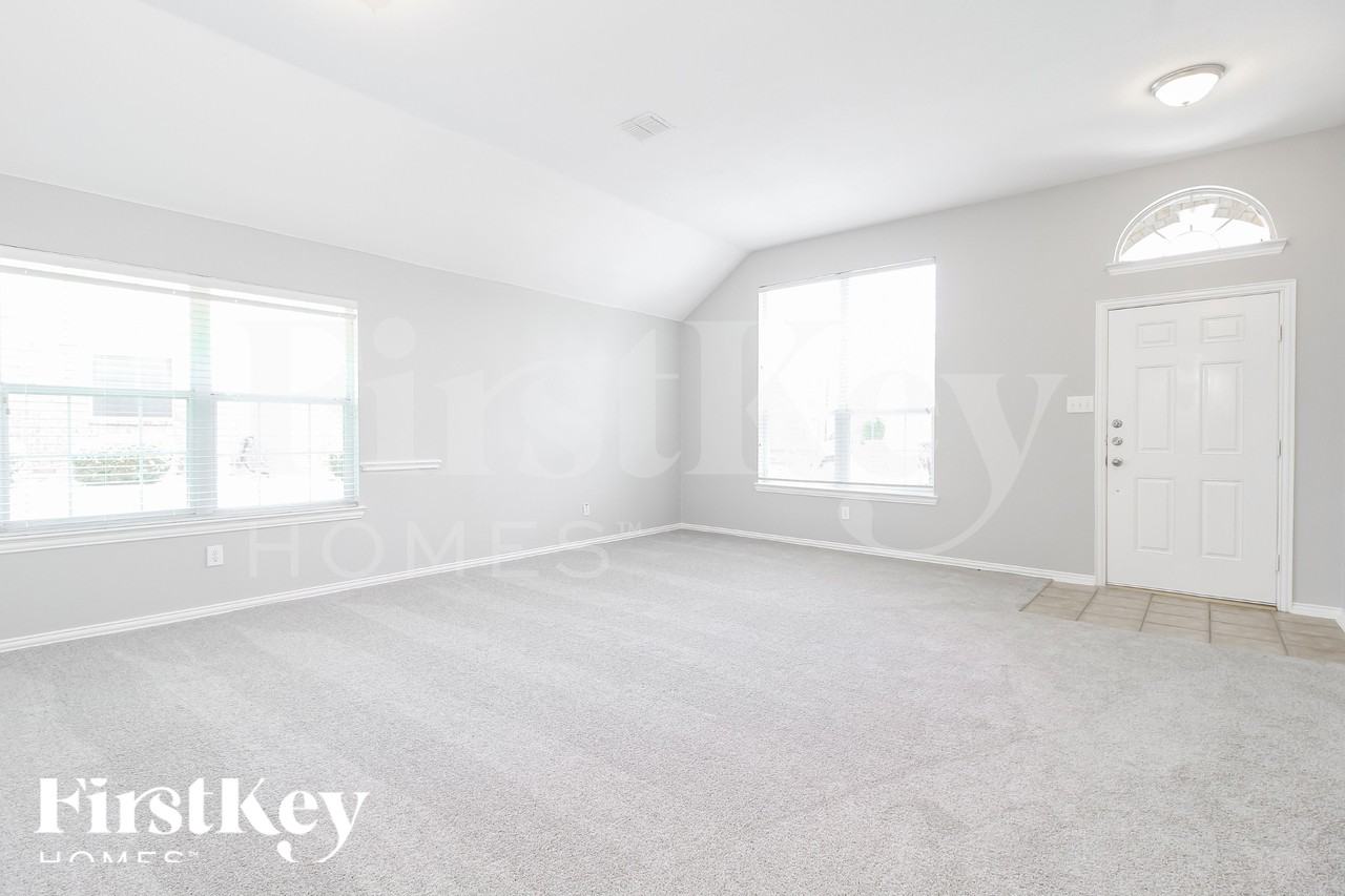 8 Willowstone Ct - Photo 3 of 19