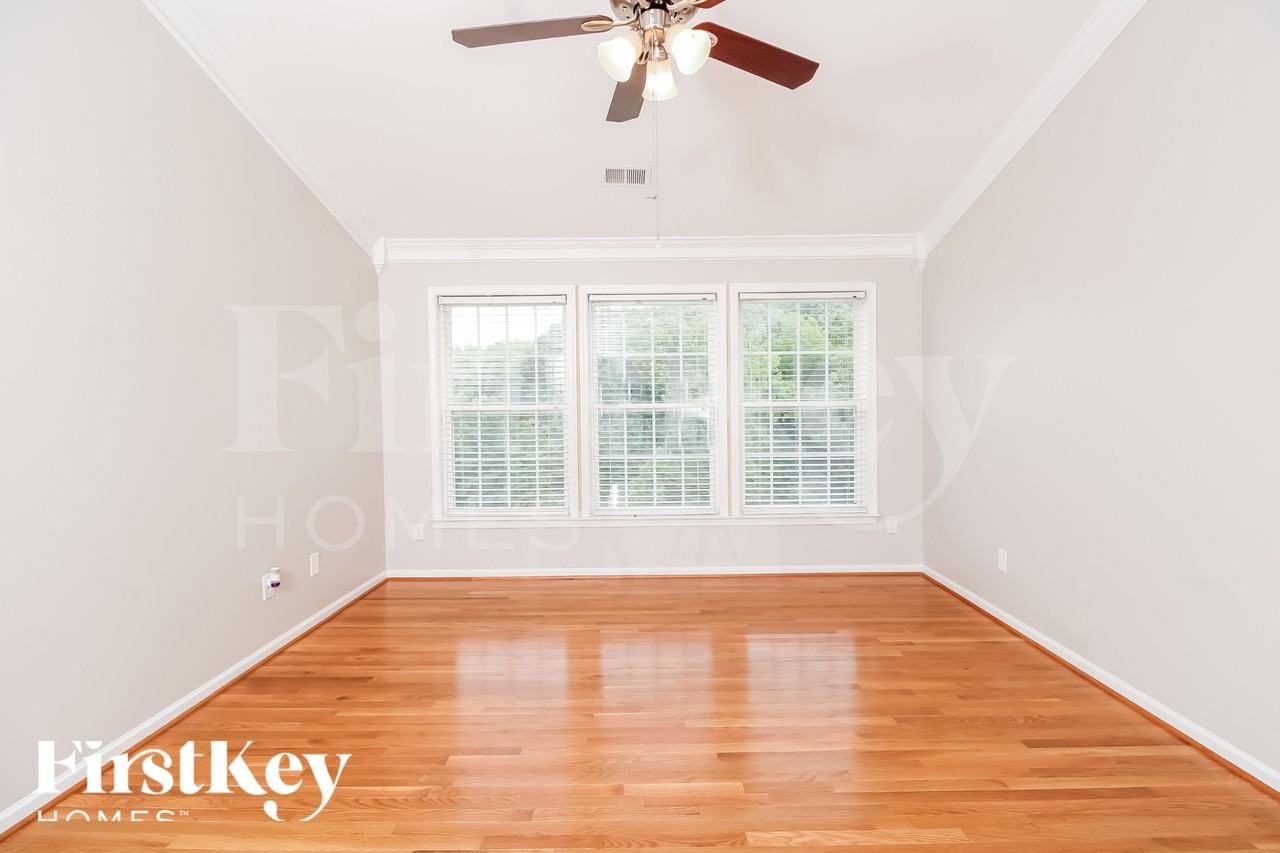 3312 Cornelia Ct - Photo 5 of 18