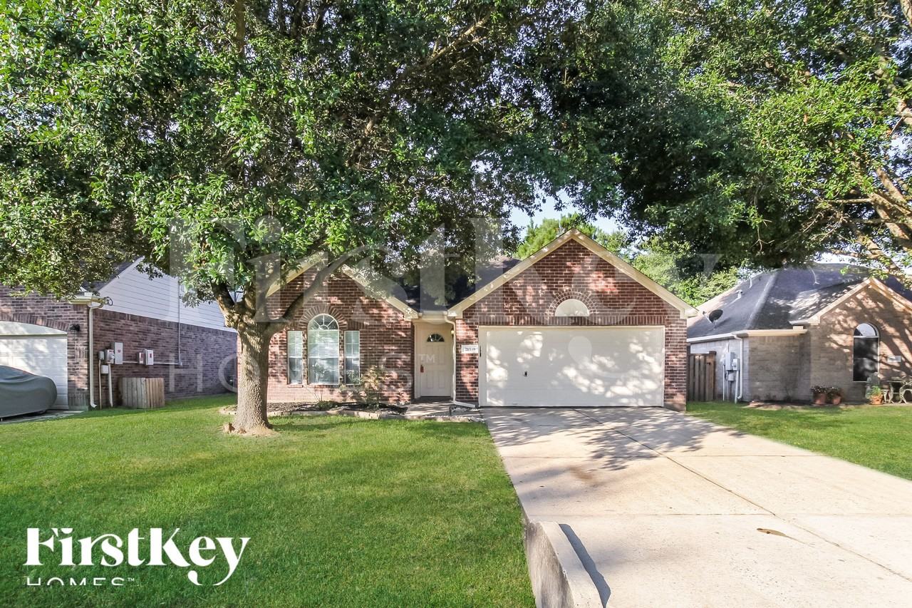 21538 Forest Colony Dr - Photo 2 of 19