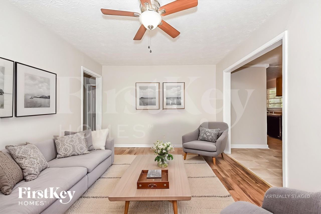 5632 Cypress Dr - Photo 3 of 18