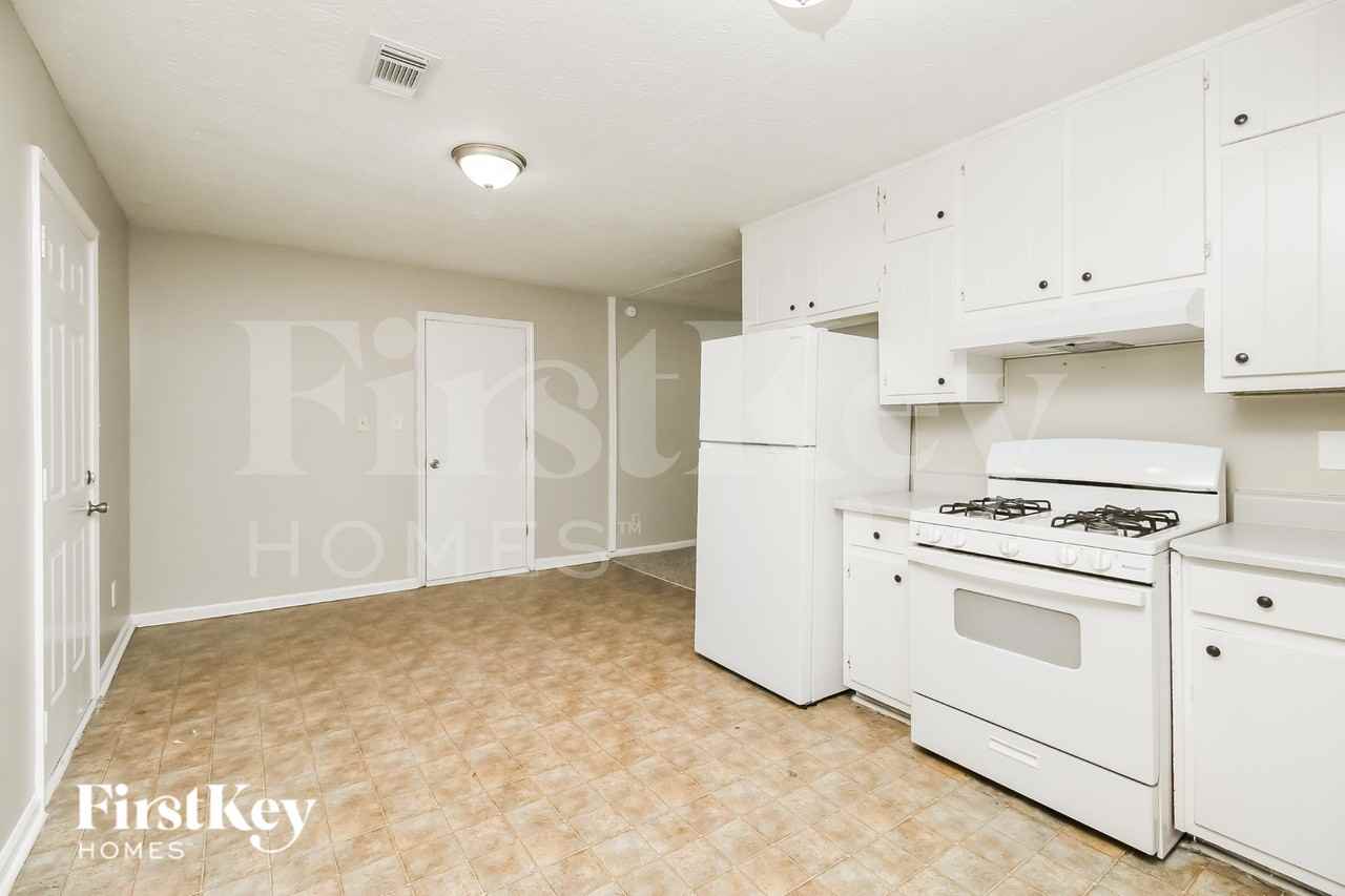 359 Cindy Dr Se - Photo 6 of 19