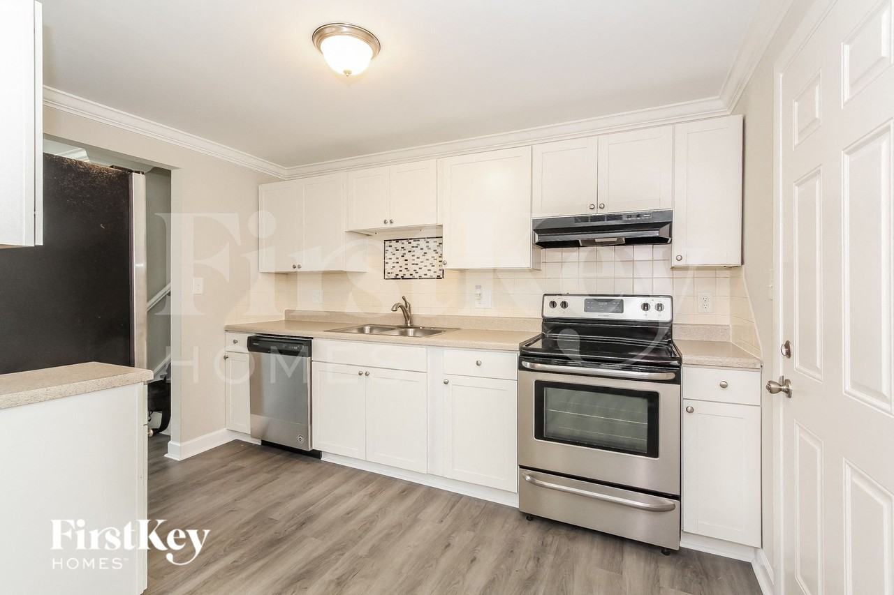 1916 Rice Planters Rd - Photo 5 of 14