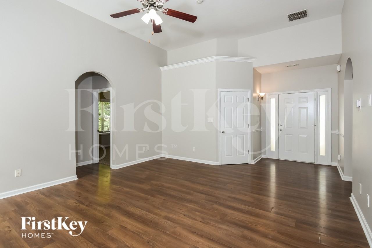 48 Temperence Way - Photo 4 of 16