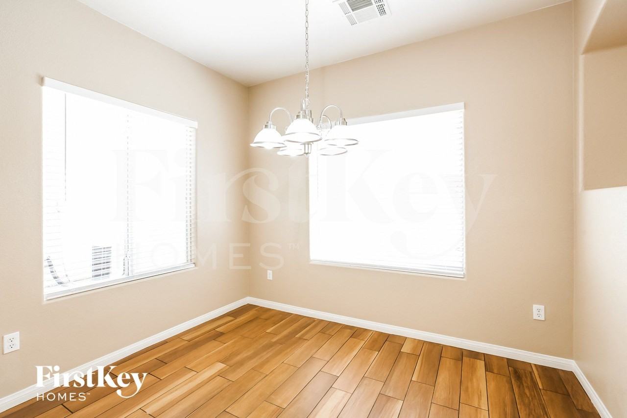 7872 Juniper Forest St - Photo 5 of 15