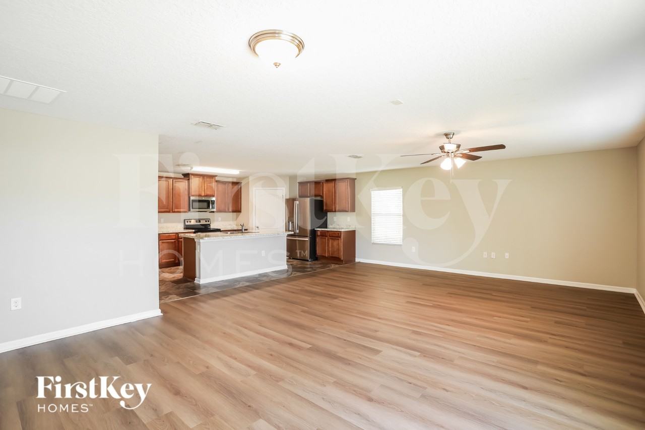 3438 Canyon Falls Dr - Photo 5 of 19