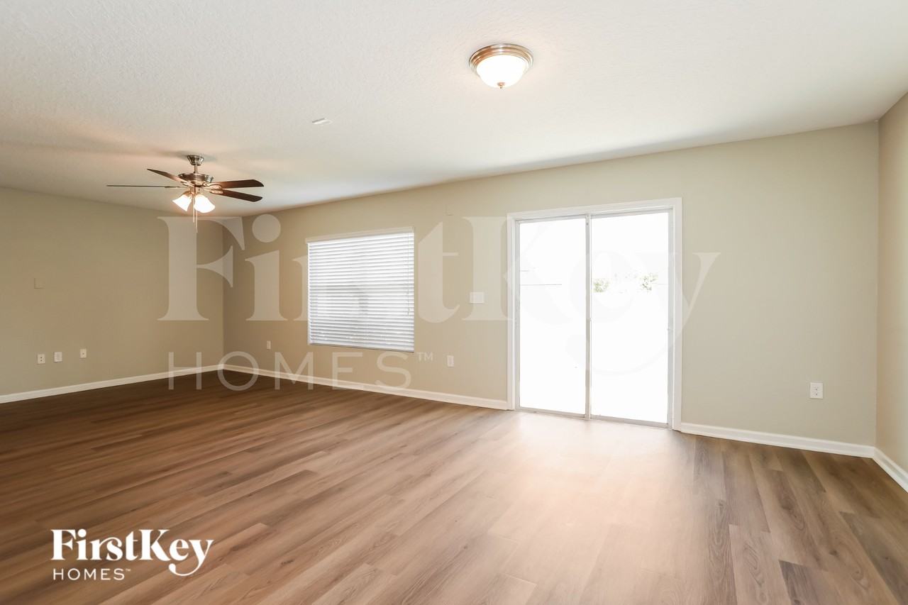 3438 Canyon Falls Dr - Photo 6 of 19