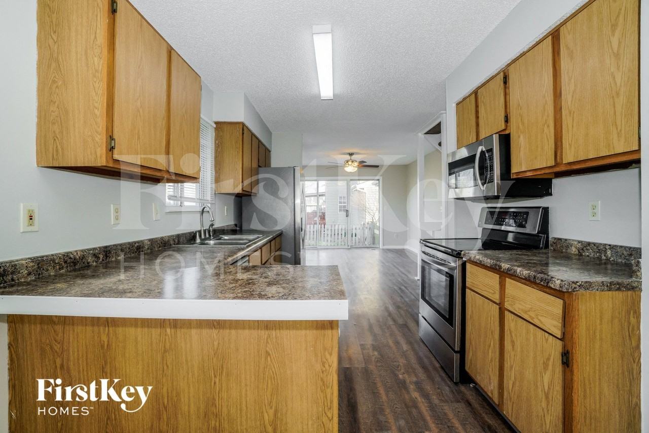 5288 Goldfield Dr - Photo 5 of 15