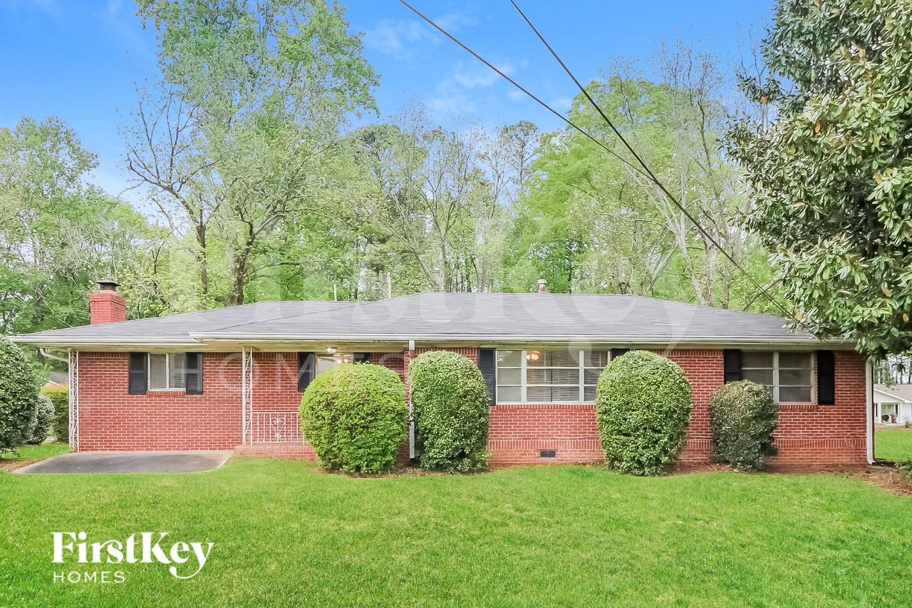 944 Villa Rica Rd Sw