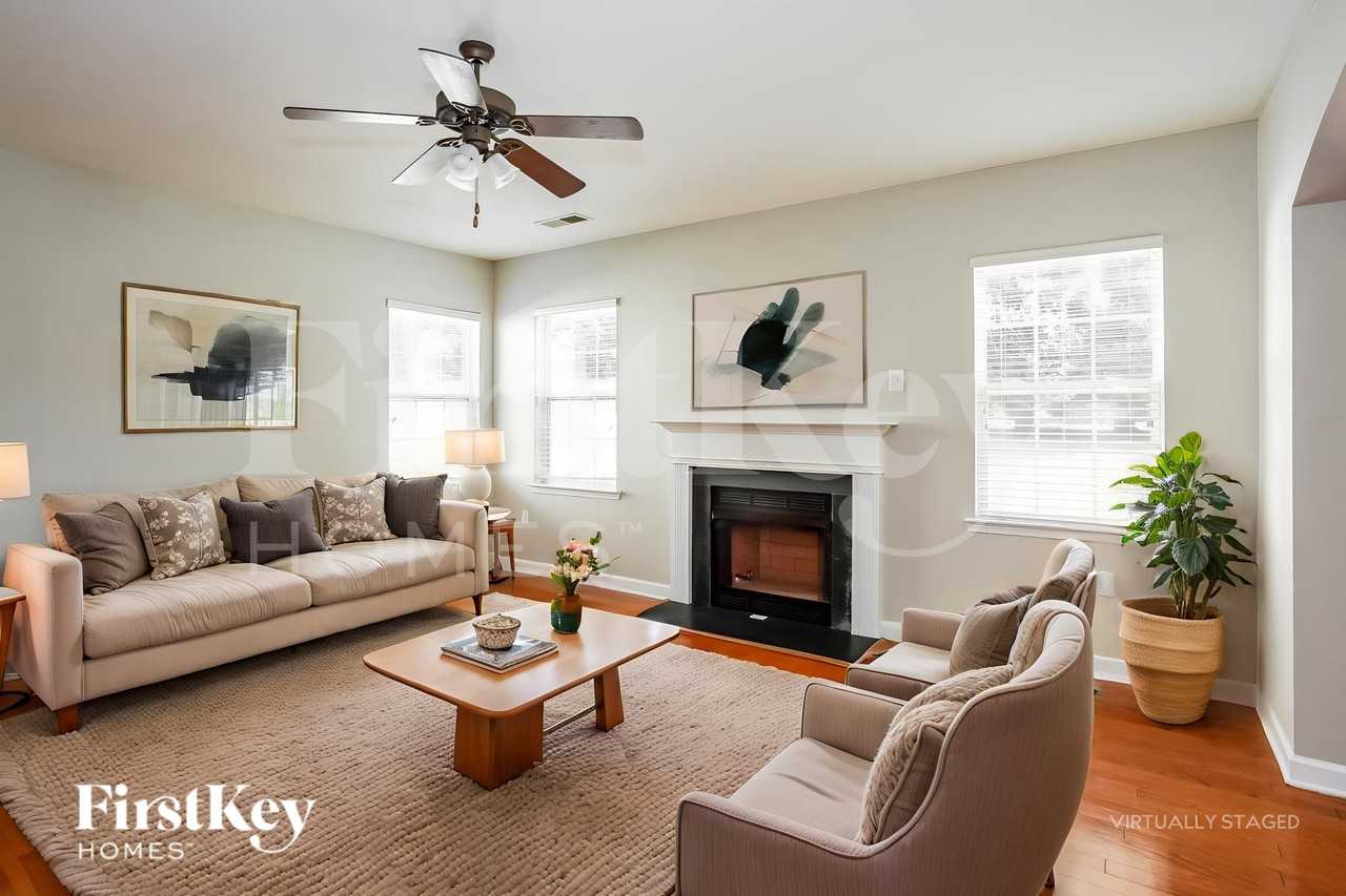 4210 High Shoals Dr - Photo 4 of 18