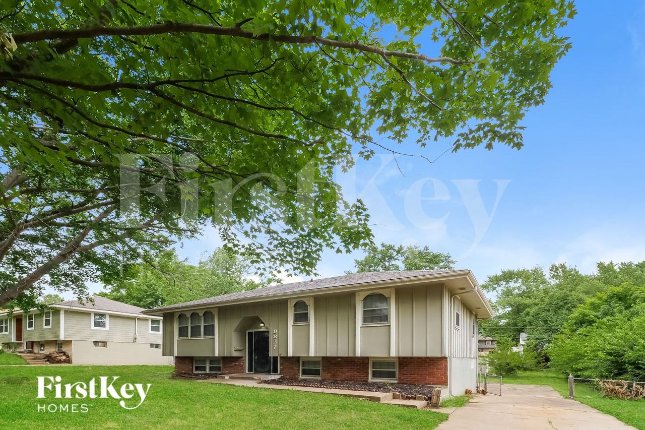 9827 Drury Ave - Photo 2 of 16