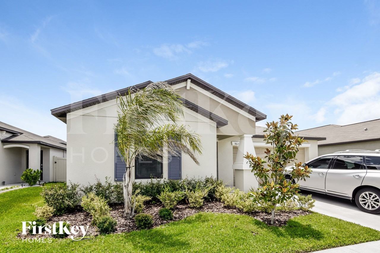 9620 Sage Creek Dr - Photo 2 of 15