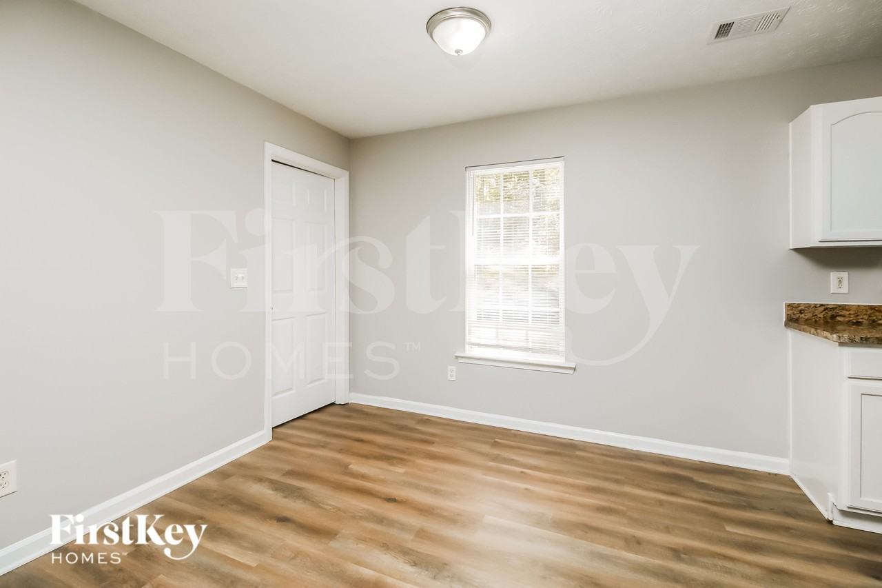 9161 Thrash St Sw - Photo 5 of 19