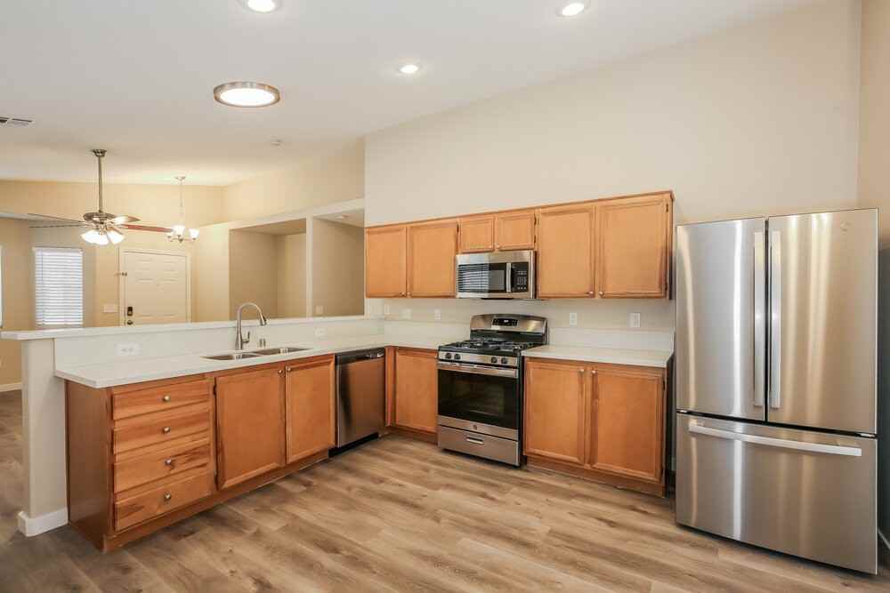 4929 Whispering Spring Ave - Photo 6 of 16