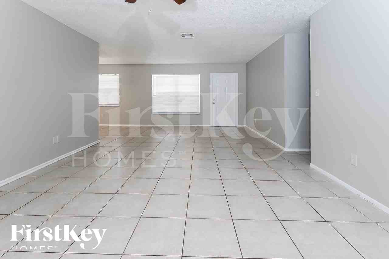 830 Royal Palm Beach Blvd - Photo 6 of 19