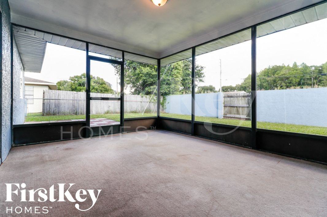 7704 Riverdale Dr - Photo 7 of 15