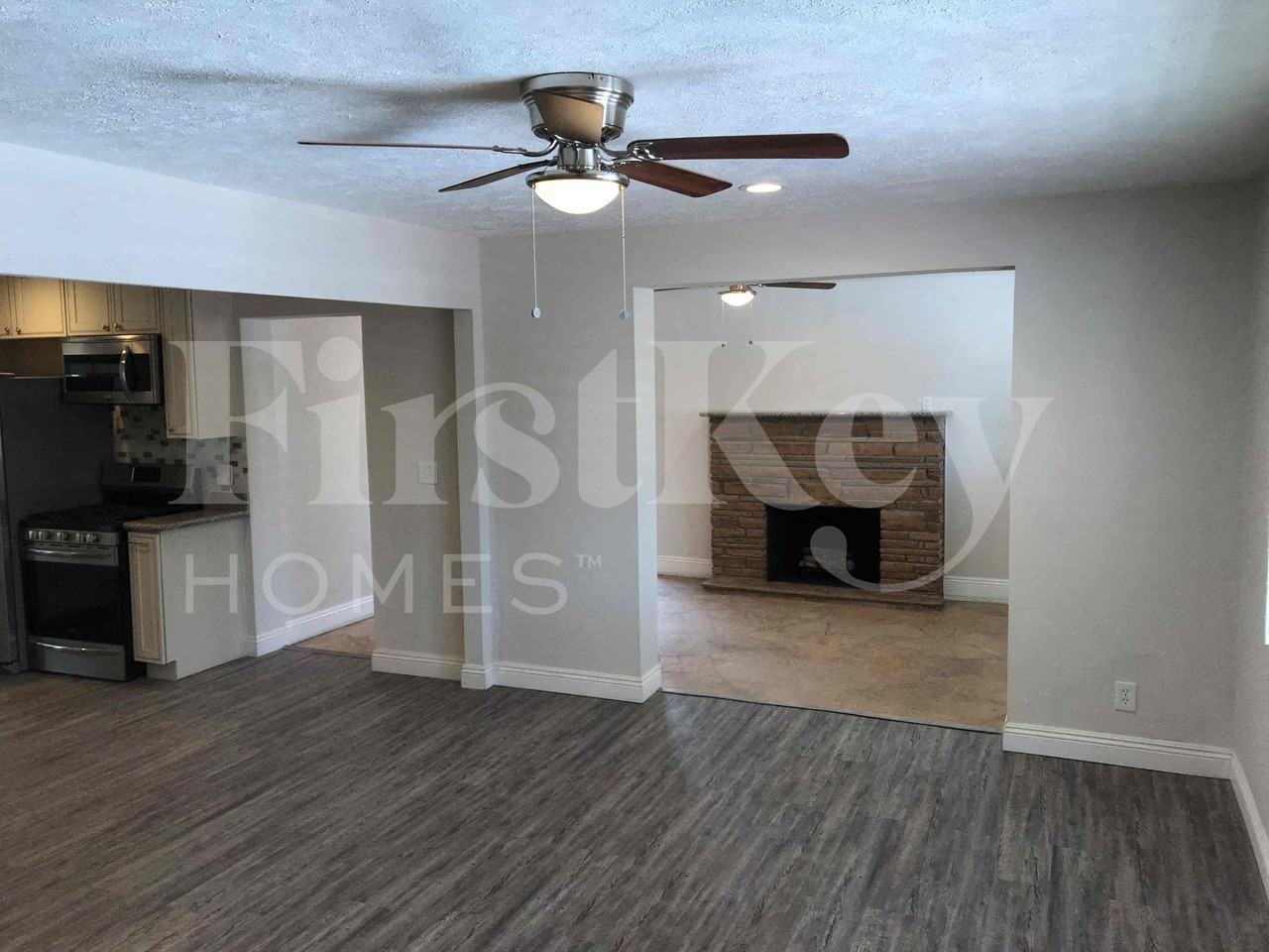 7427 E Mckinley St - Photo 6 of 24