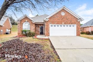 540 Enclave Cir - Photo 1 of 1