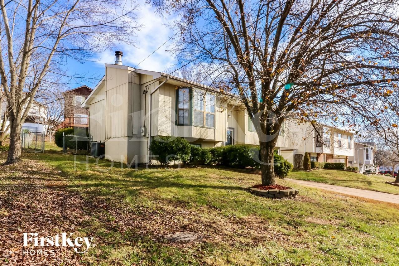 3958 Ryan Rd - Photo 2 of 15