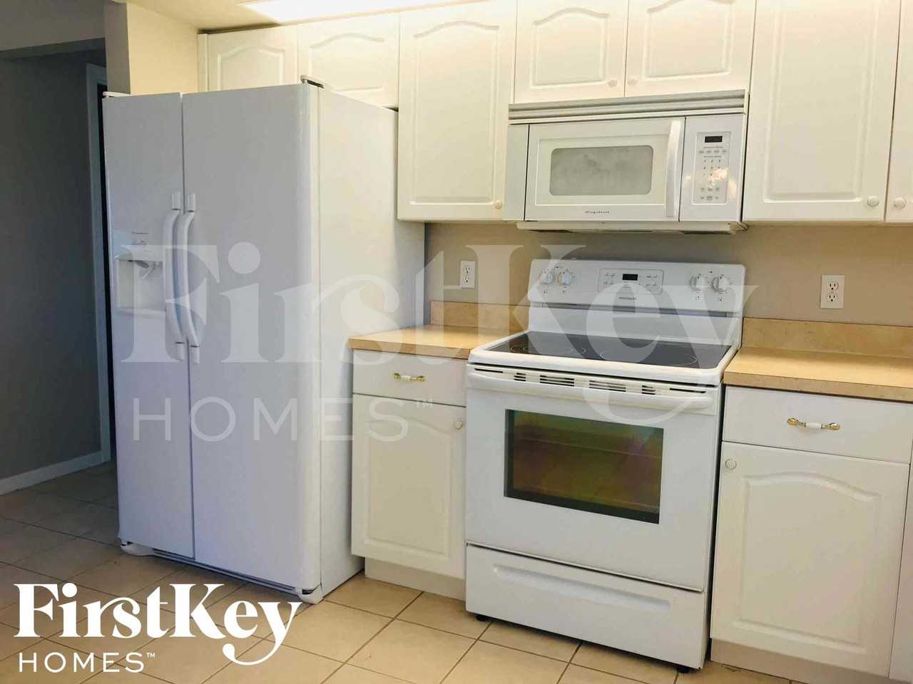 3807 25th St Sw - Photo 6 of 24