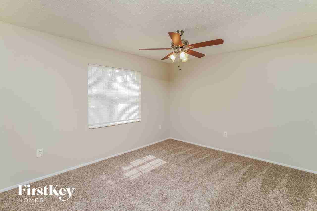 3753 Willow Wisp Dr N - Photo 7 of 15