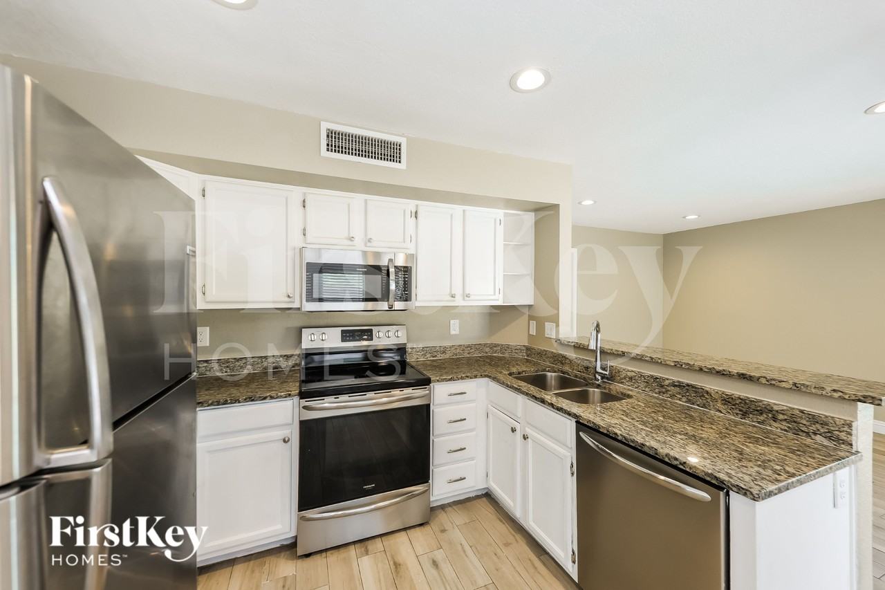 3622 W Cielo Grande - Photo 6 of 16