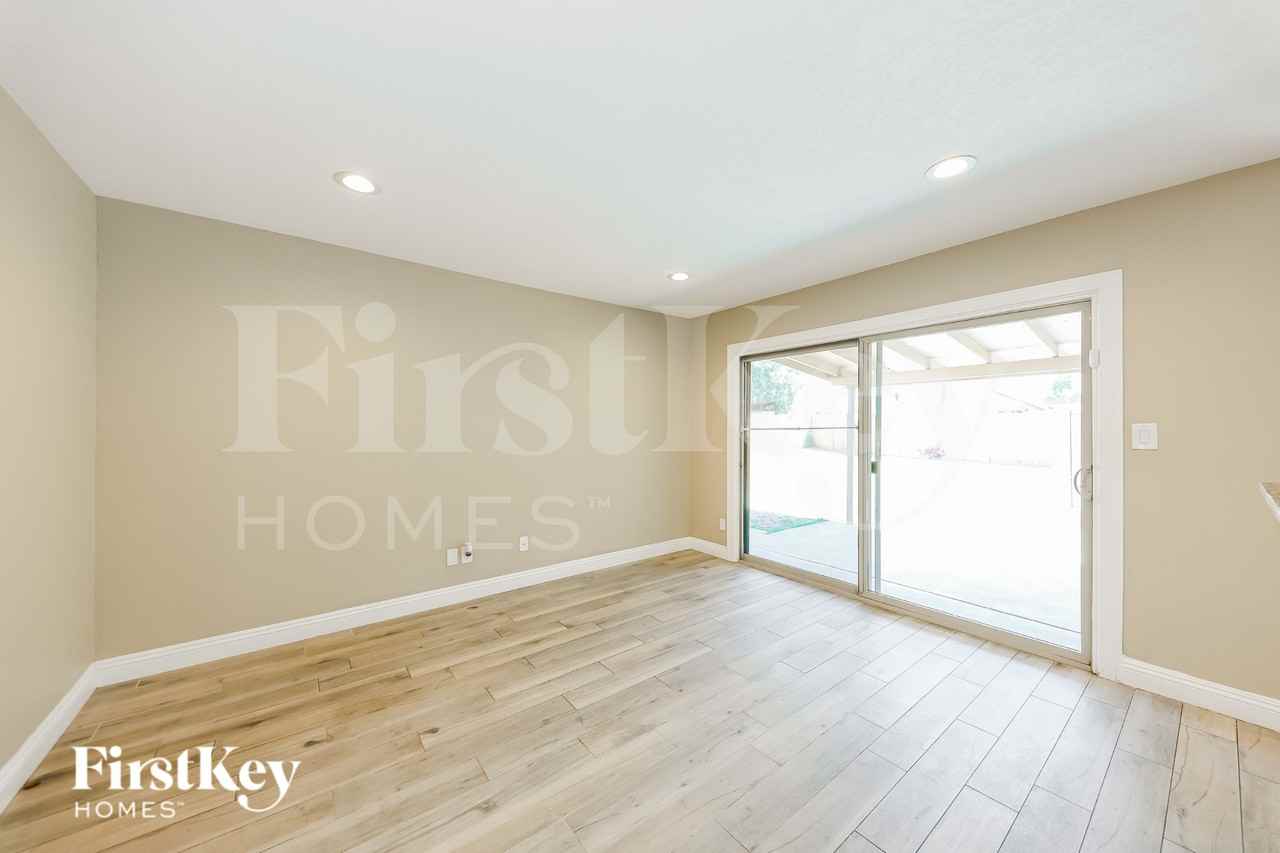 3622 W Cielo Grande - Photo 7 of 16