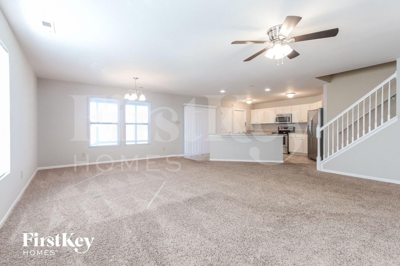 3608 Brandenburg Blvd - Photo 2 of 15