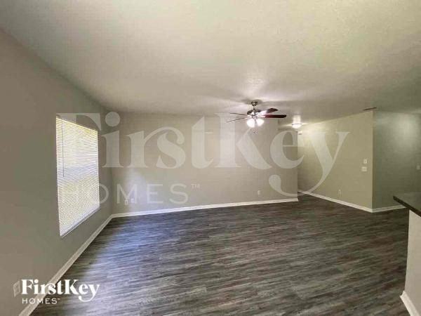 3343 Monday Ter - Photo 4 of 11