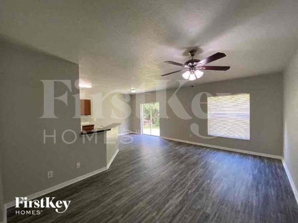 3343 Monday Ter - Photo 5 of 11