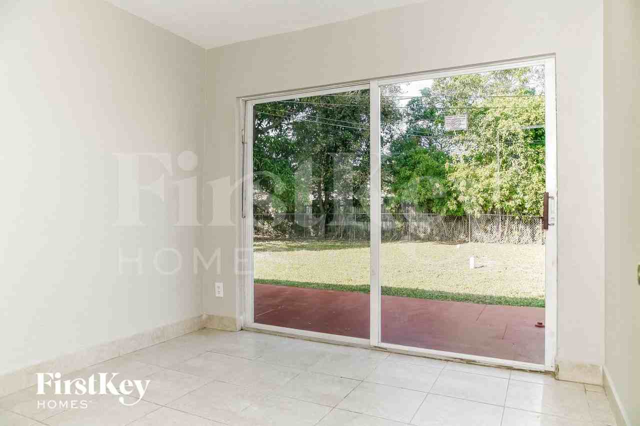 2441 Nw 182nd Ter - Photo 6 of 14