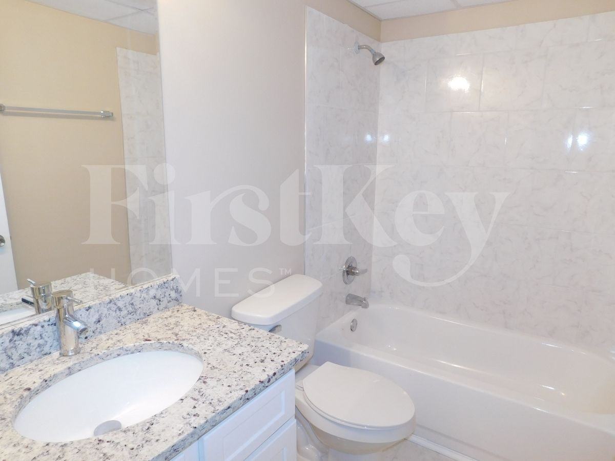 2432 Northbrook Rd - Photo 7 of 8