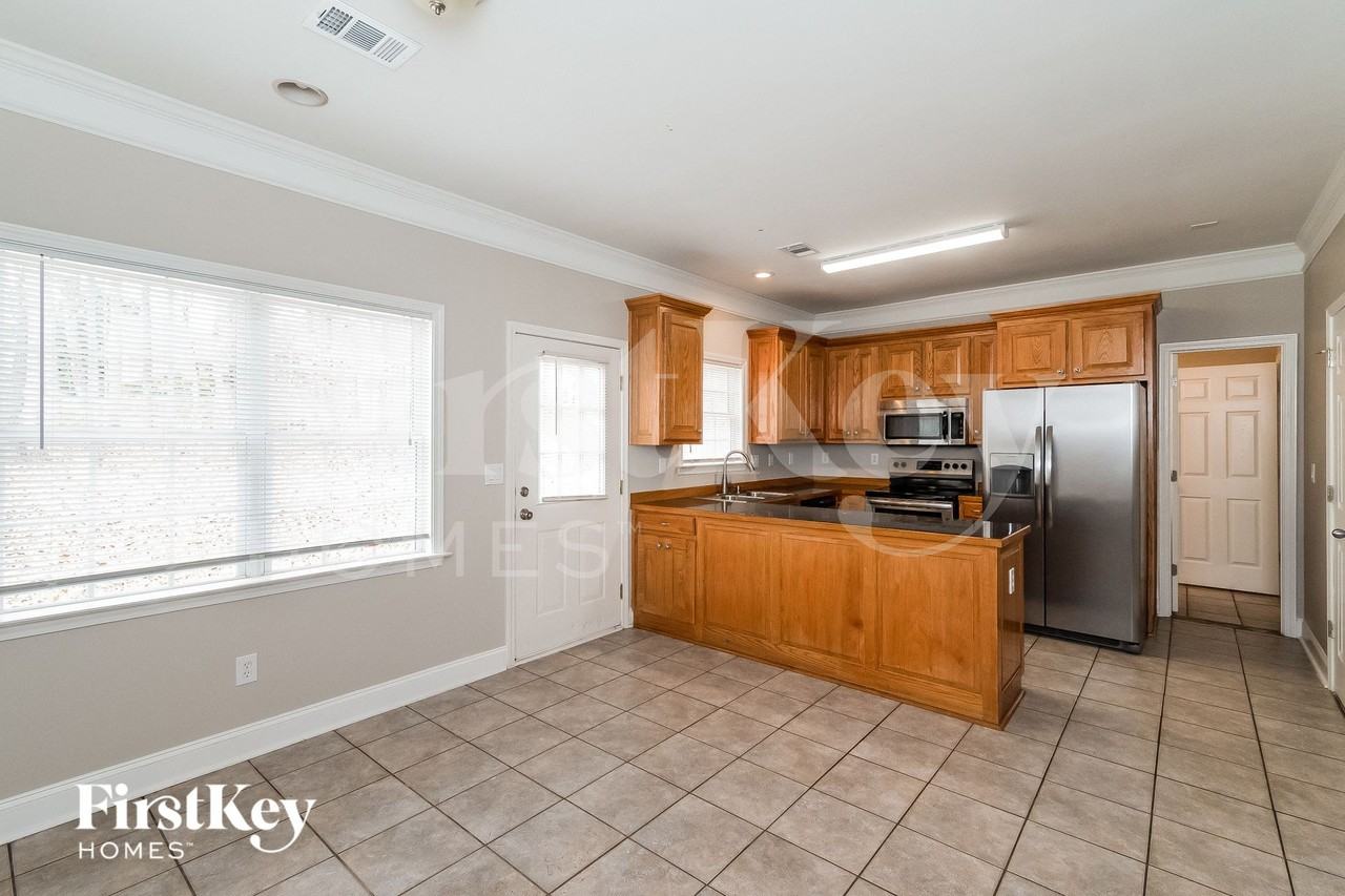 2231 Whetstone Dr - Photo 5 of 15