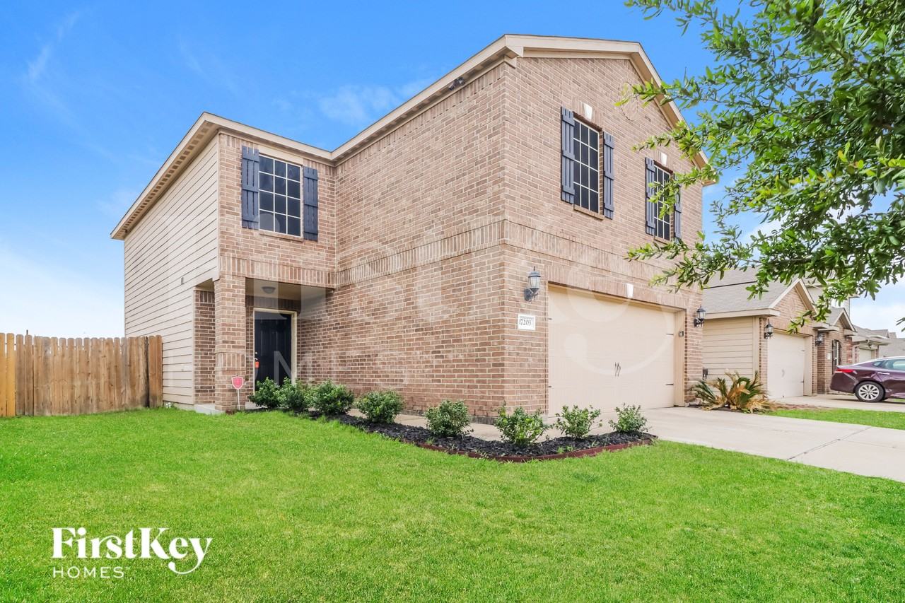 17203 Osprey Landing Dr - Photo 2 of 18