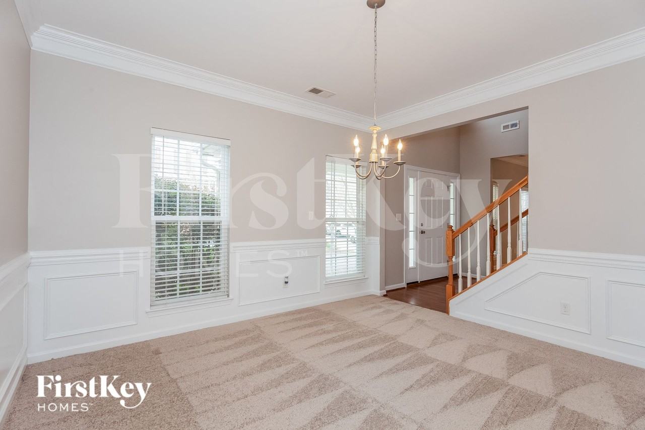 15507 Troubadour Ln - Photo 4 of 15