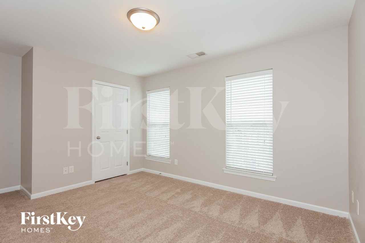 15507 Troubadour Ln - Photo 7 of 15