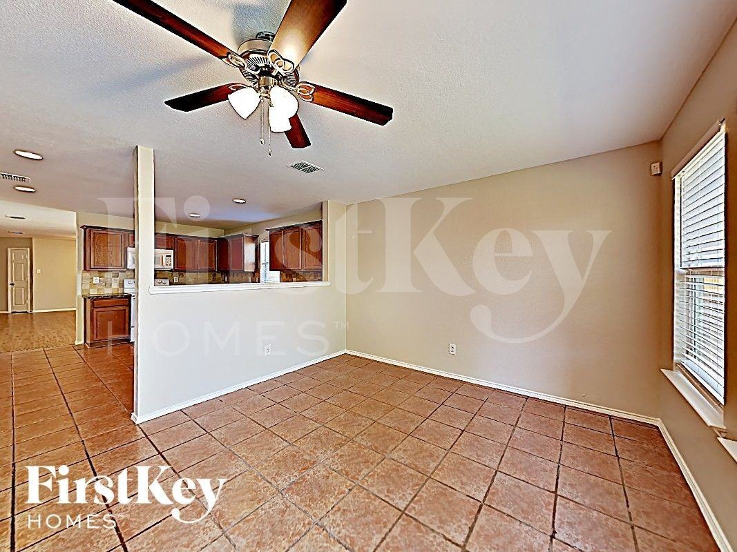 12640 Shady Cedar Dr - Photo 6 of 16