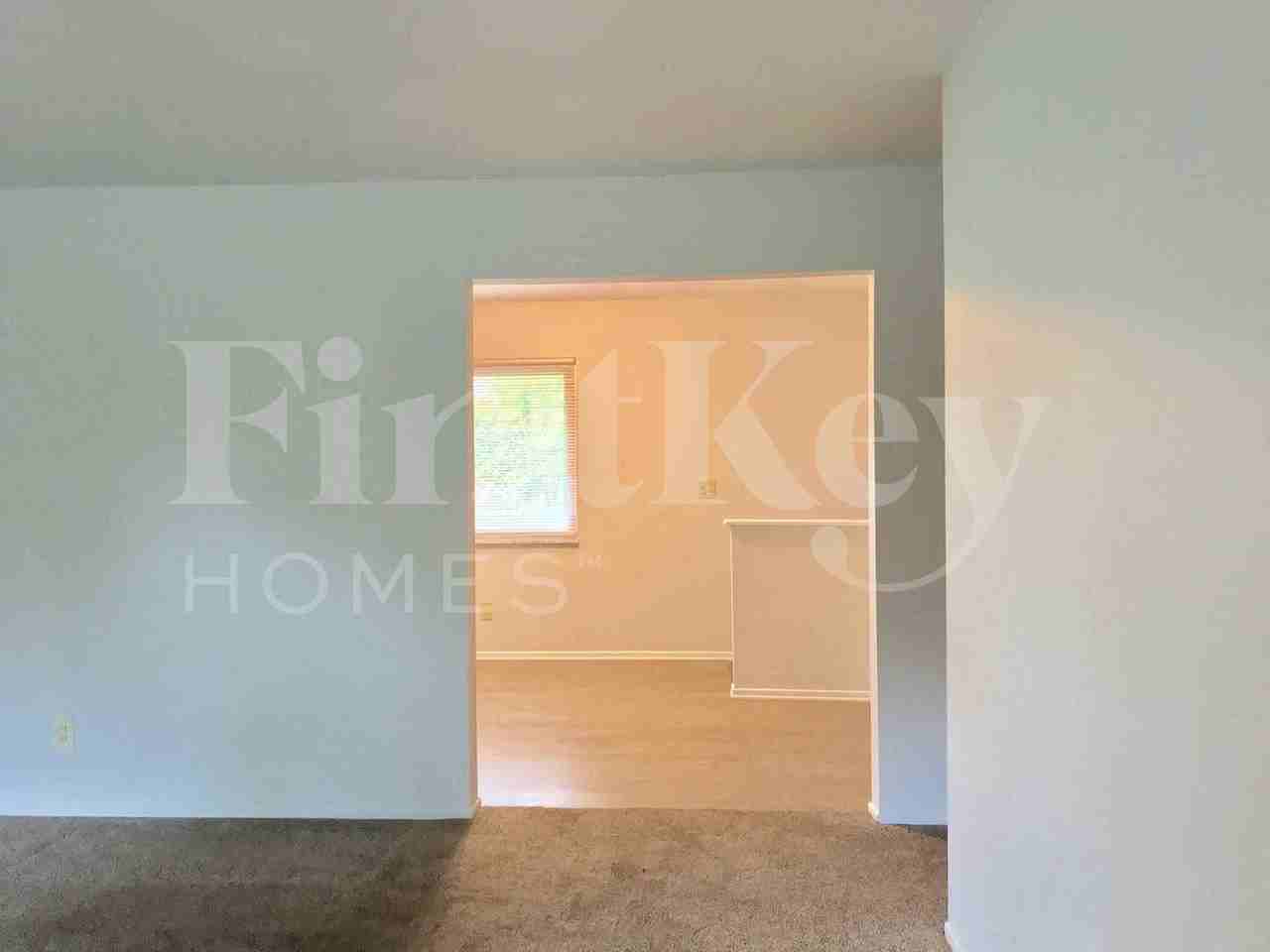 1222 Meadowbright Ln - Photo 3 of 21