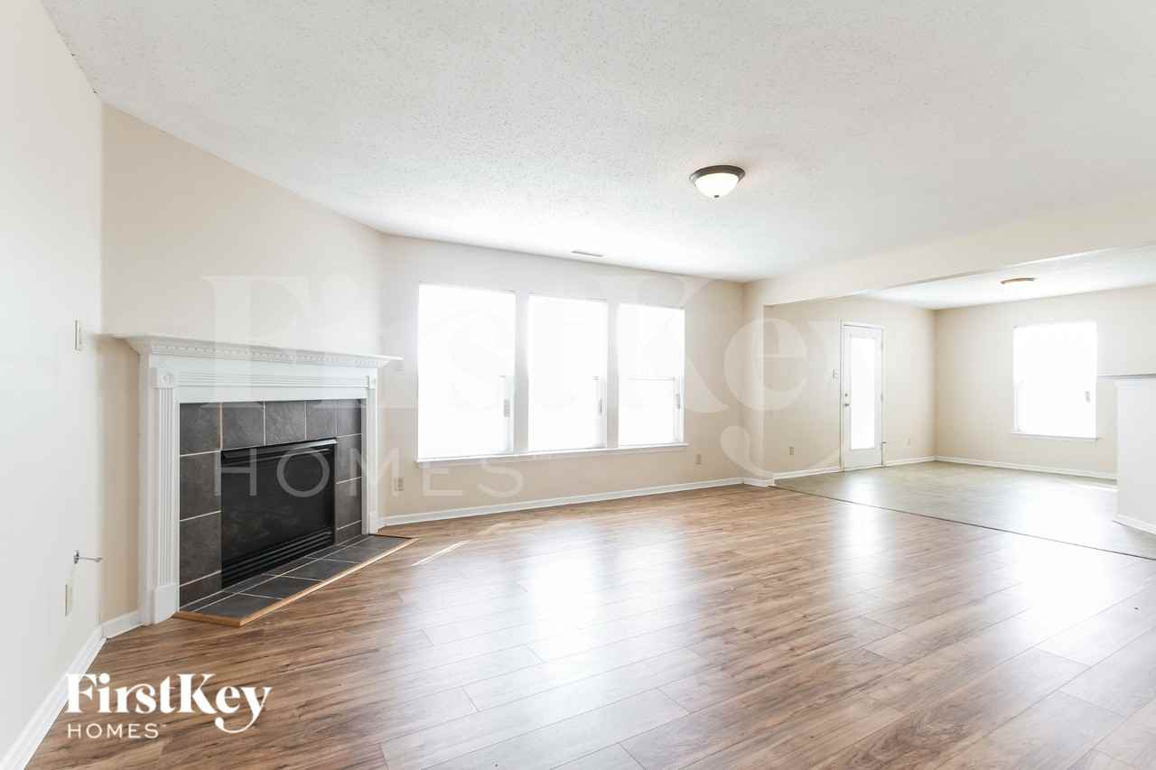 11511 Presidio Dr - Photo 3 of 15