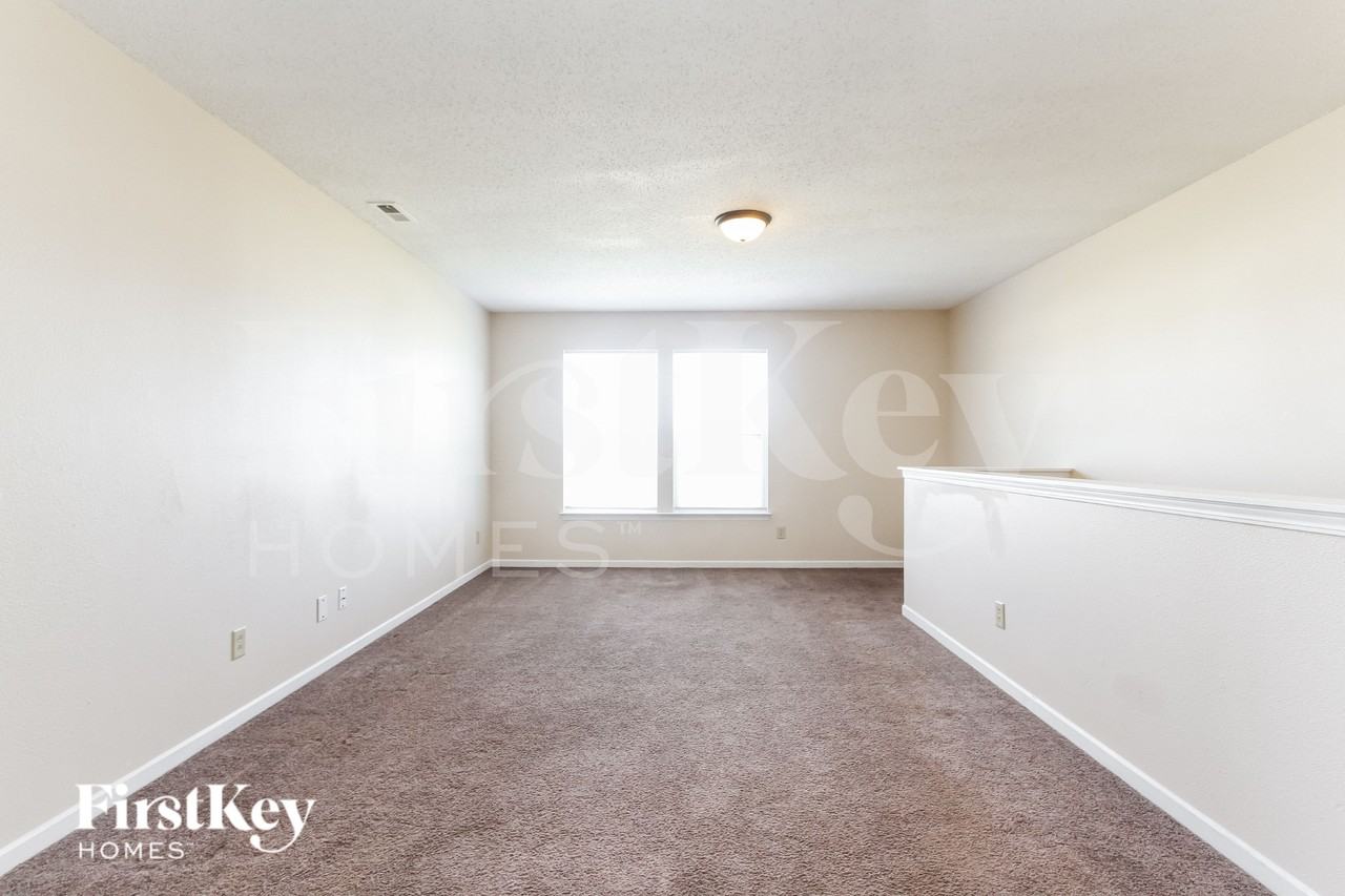 11511 Presidio Dr - Photo 7 of 15