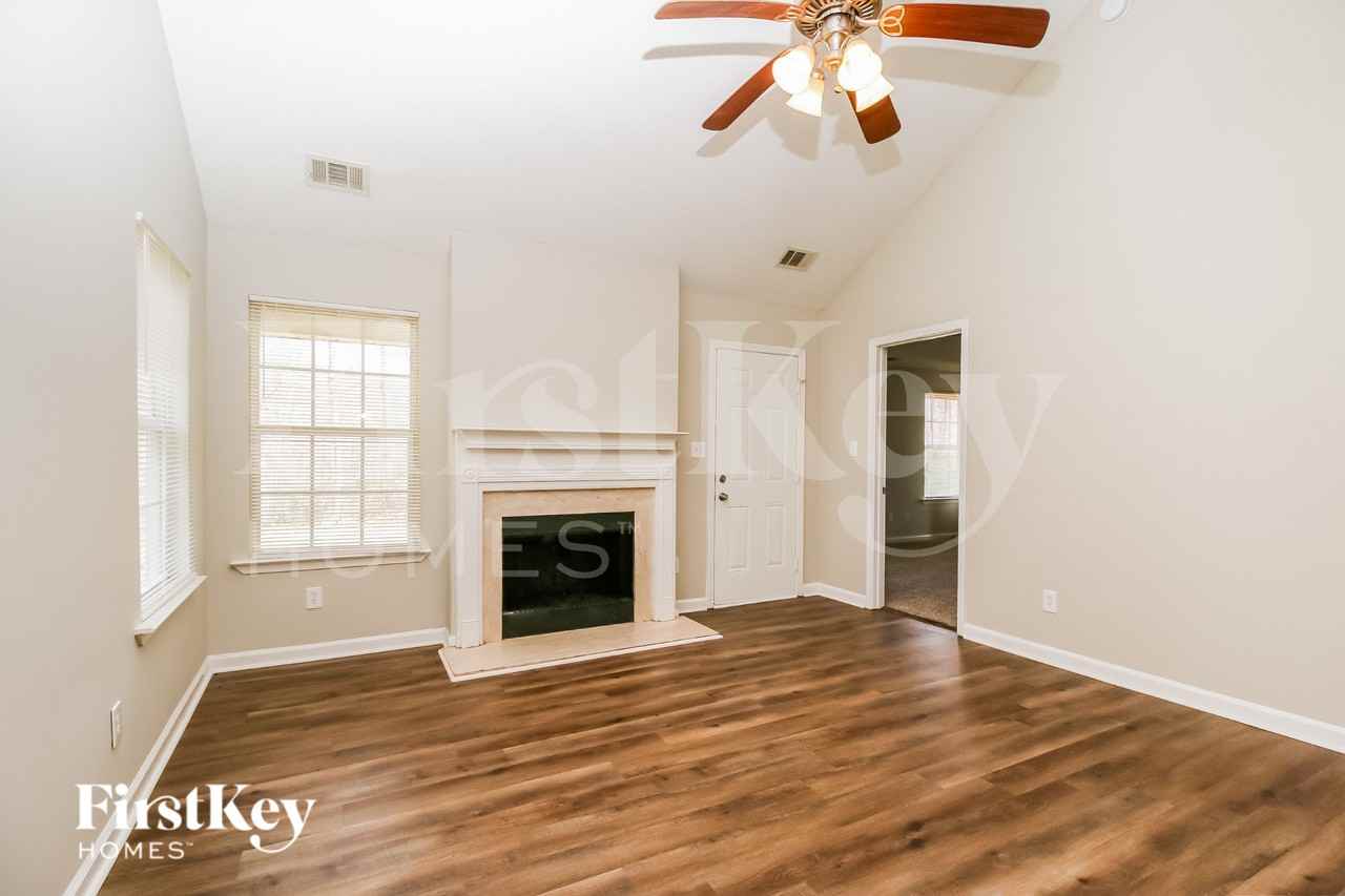 115 Kendall Ln - Photo 5 of 19