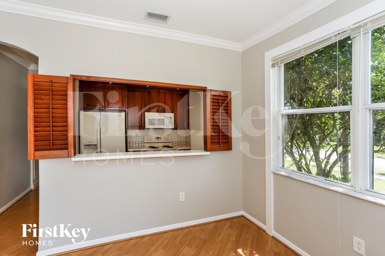 11137 Swterrace - Photo 5 of 15