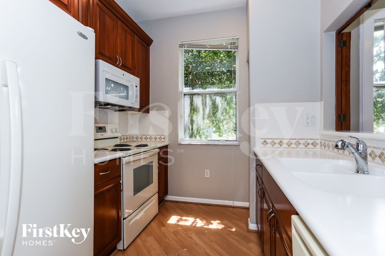 11137 Swterrace - Photo 7 of 15