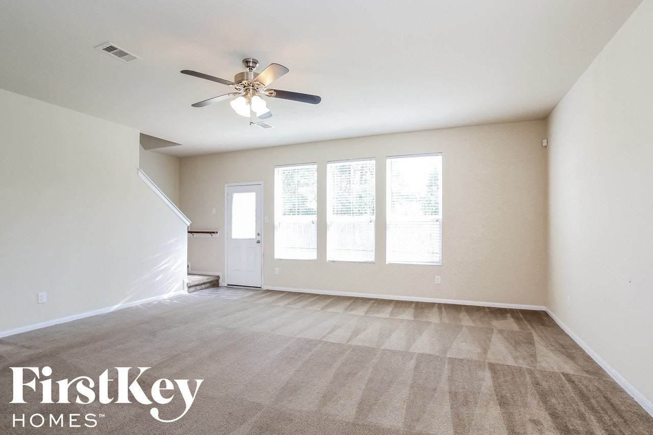 10534 Fire Sage Dr - Photo 4 of 15